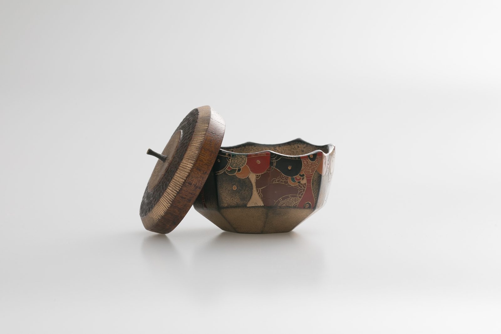 《木胎色漆文小箱》2014年 《木胎色漆文小箱》2014年